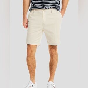 NWT Awareness Kenneth Cole PerformanceTech Shorts Men Size 38 Slim‎ Fit Beige